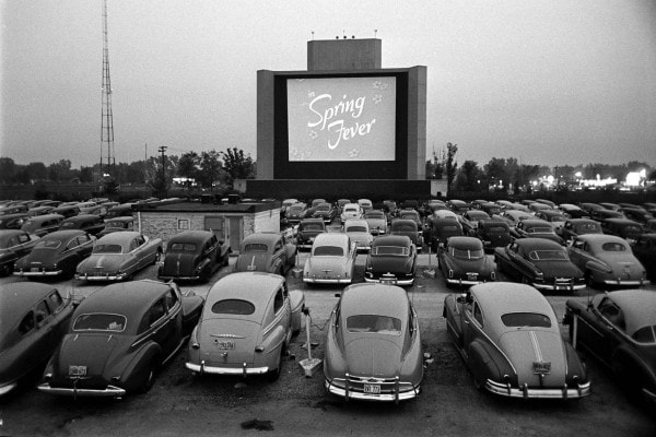 8 Things Cannot Be Missed About Drive-In Movie Theaters
